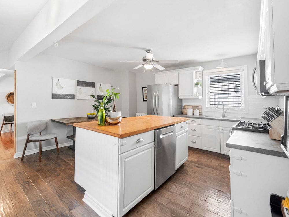 Open property gallery