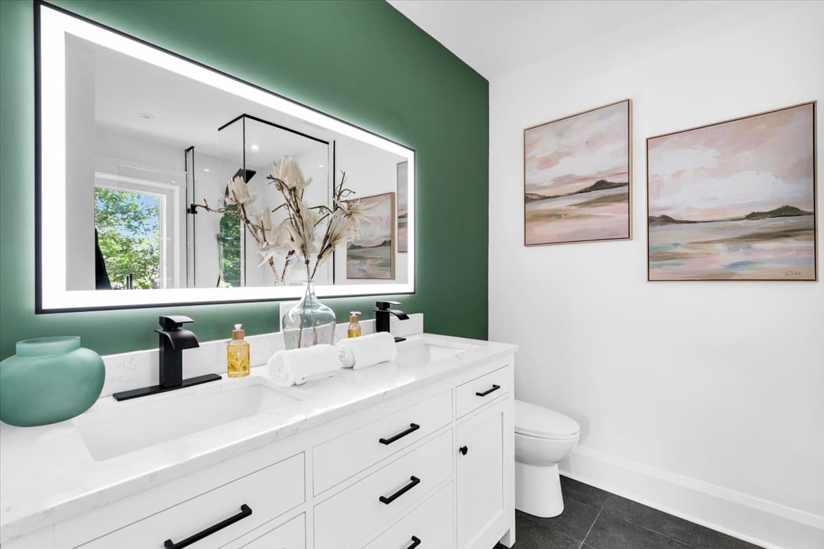Open property gallery