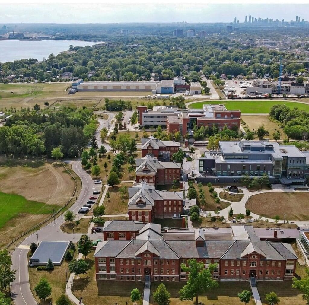 Long Branch Toronto: Local Amenities You Shouldn't Miss