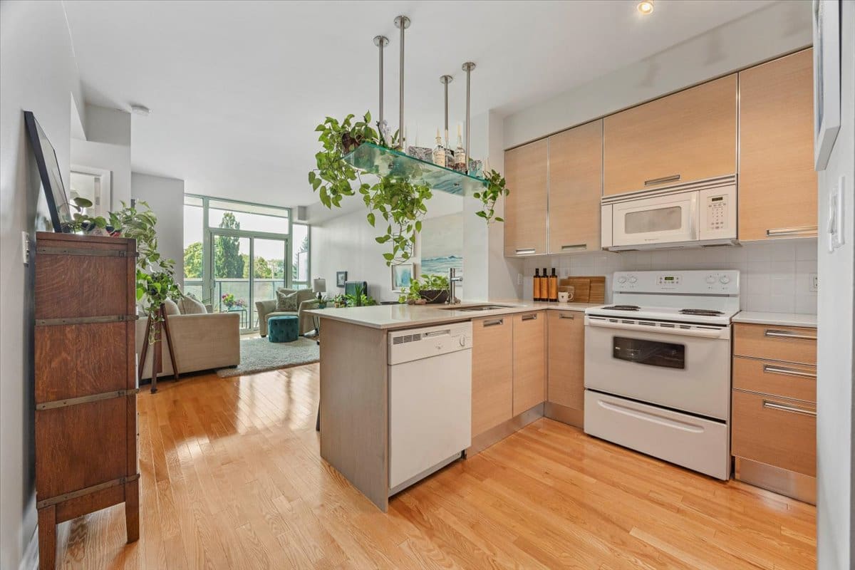 Open property gallery