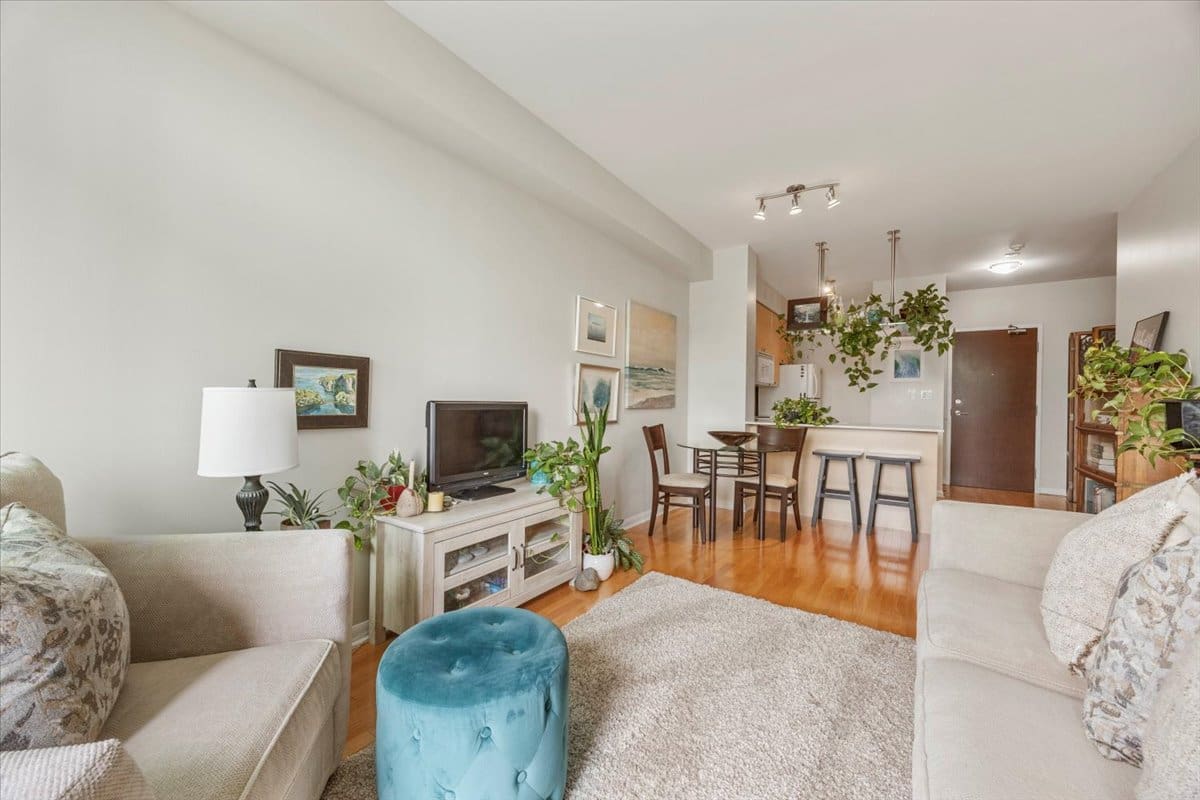 Open property gallery