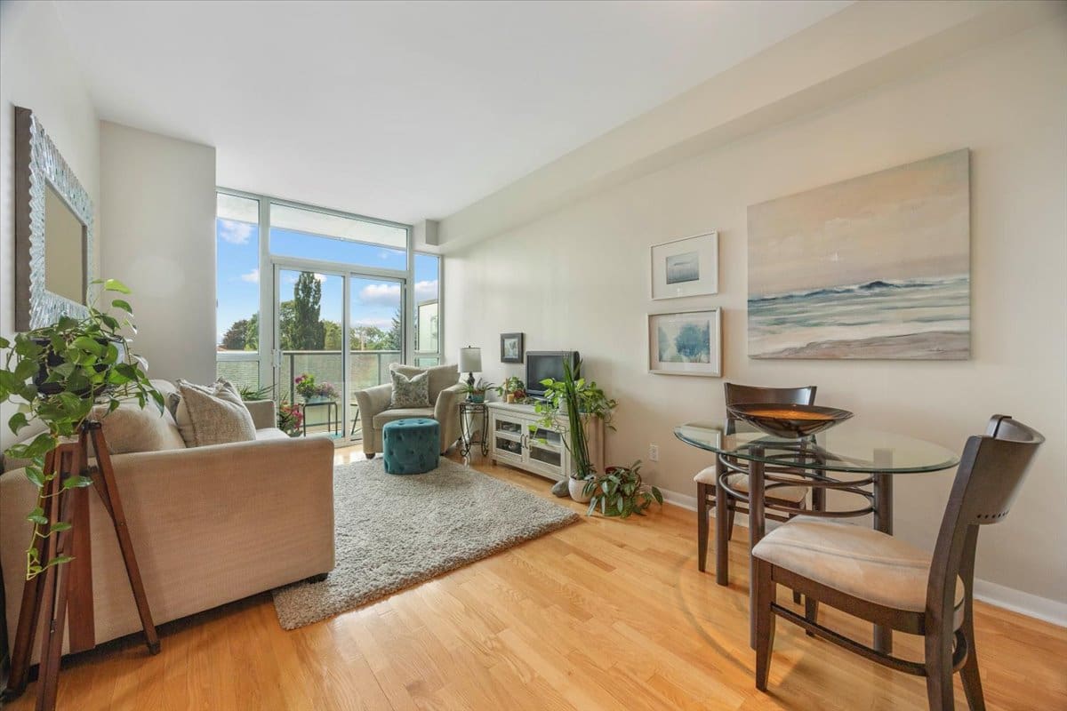 Open property gallery