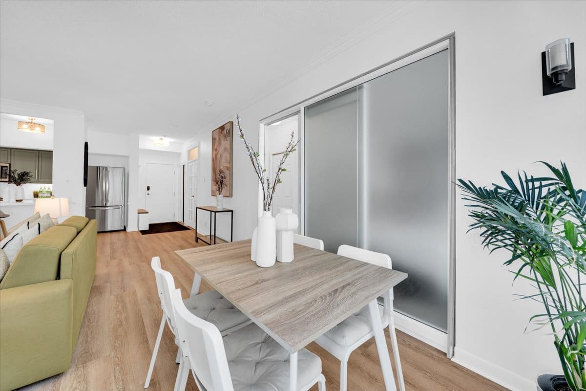 Open property gallery