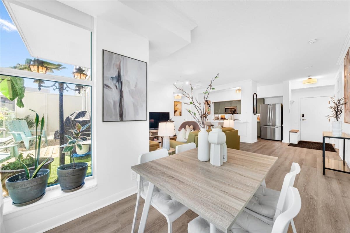 Open property gallery